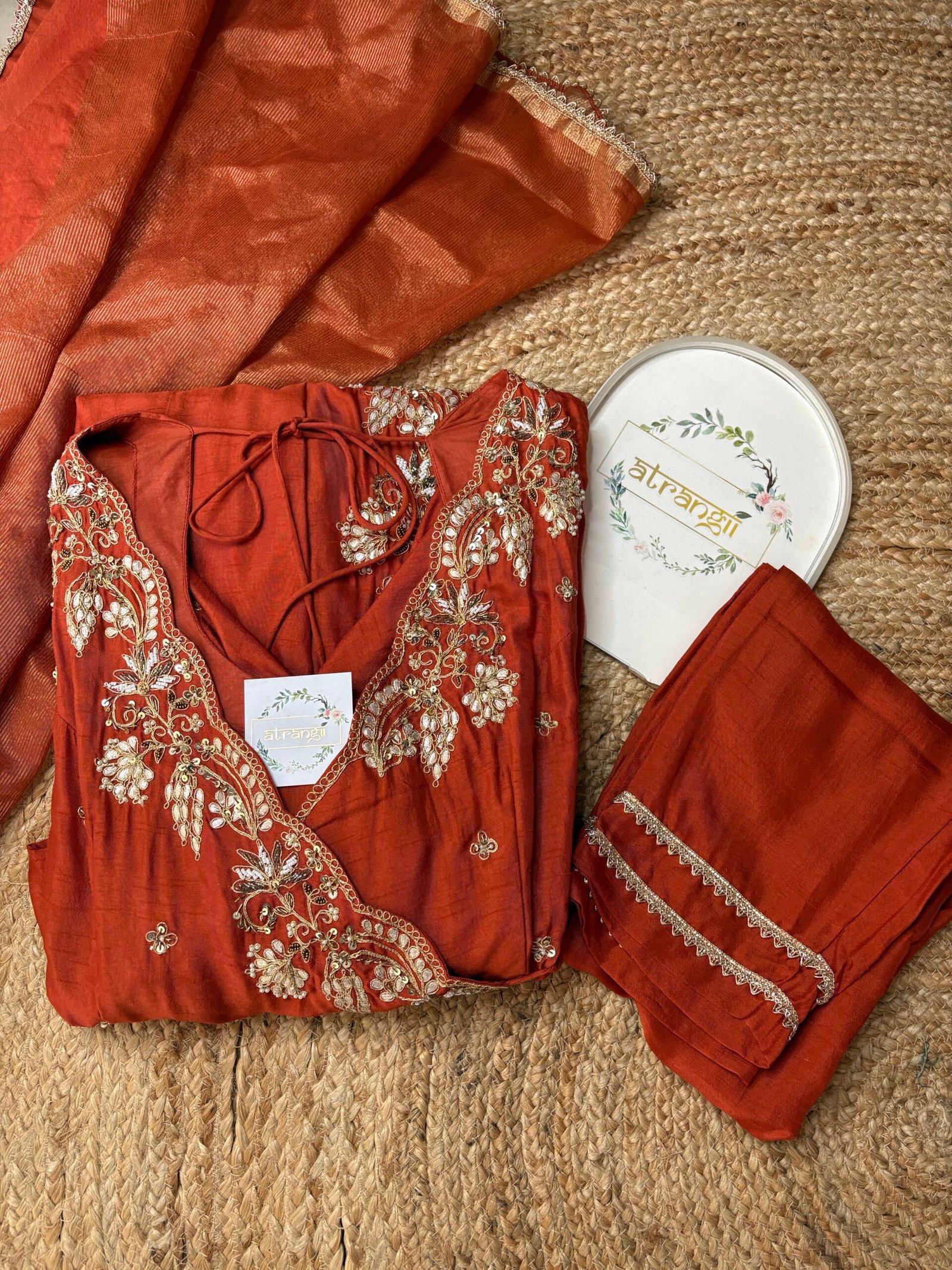 5E5593AE-26D2-4AEC-9F7B-90EFE56FF872