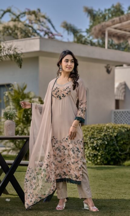 Floral printed chiffon suit